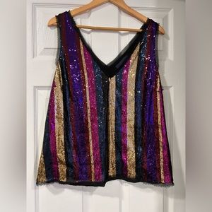 Worn once- great for the holidays!